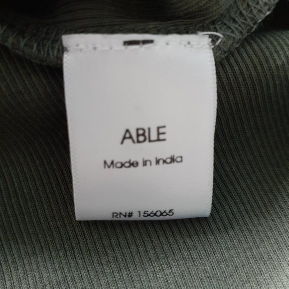 Able Julia Anywhere Top in Thyme Green Size L - Picture 9 of 15